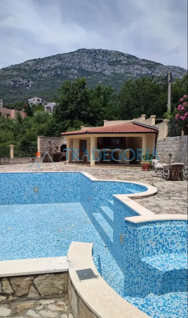 Prodaja, kuća, 400m², Bar, Crna Gora
