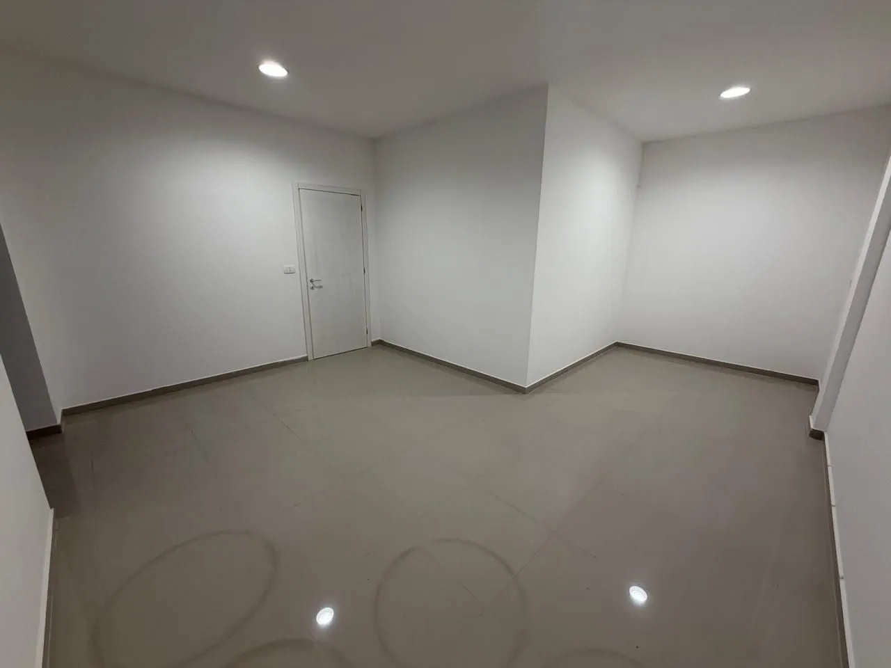 Rent, office space, 250m², Konik, Podgorica