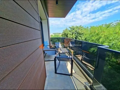 Izdavanje, trosoban stan, 82m², Zeleno Brdo, Zvezdara Sve Podlokacije - image 18