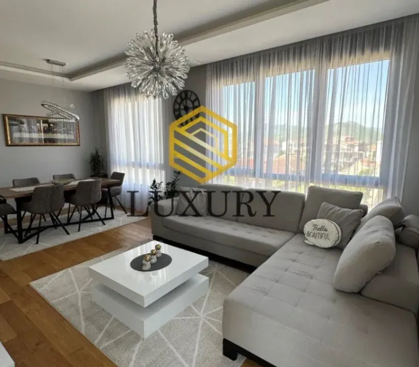 Izdavanje, jednosoban stan, 56m², City Kvart, Podgorica