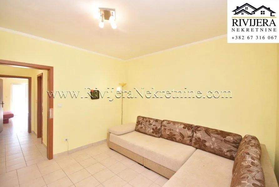 Prodaja, jednosoban stan, 46m², Baošići, Herceg Novi