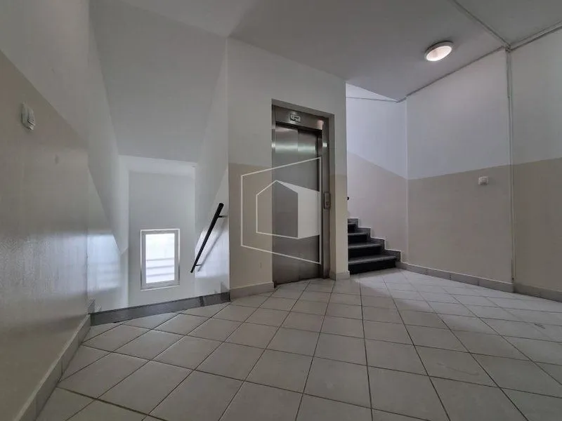 Rent, one bedroom apartment, 39m², Stari Aerodrom, Podgorica