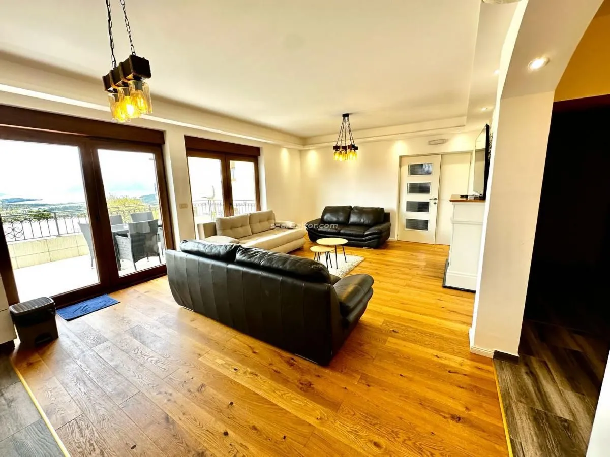 Sale, house, 173m², Kotor, Crna Gora