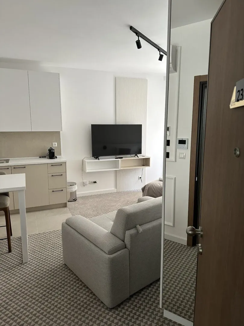 Rent, studio apartment, 32m², Centar, Budva