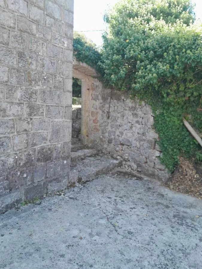 Prodaja, plac, 1720m², Kotor, Crna Gora
