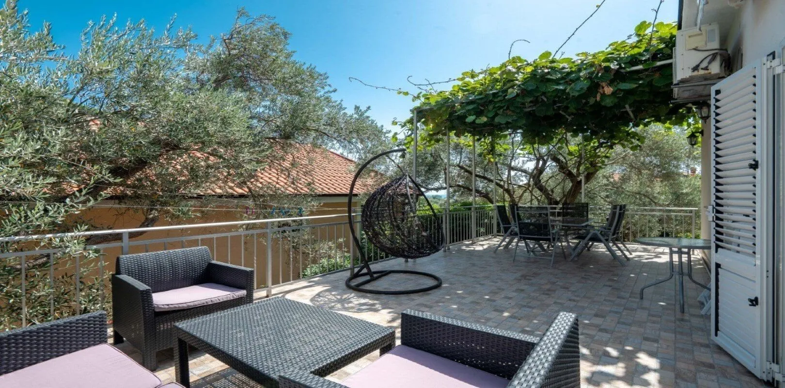 Sale, house, 90m², Rijeka Reževići, Budva