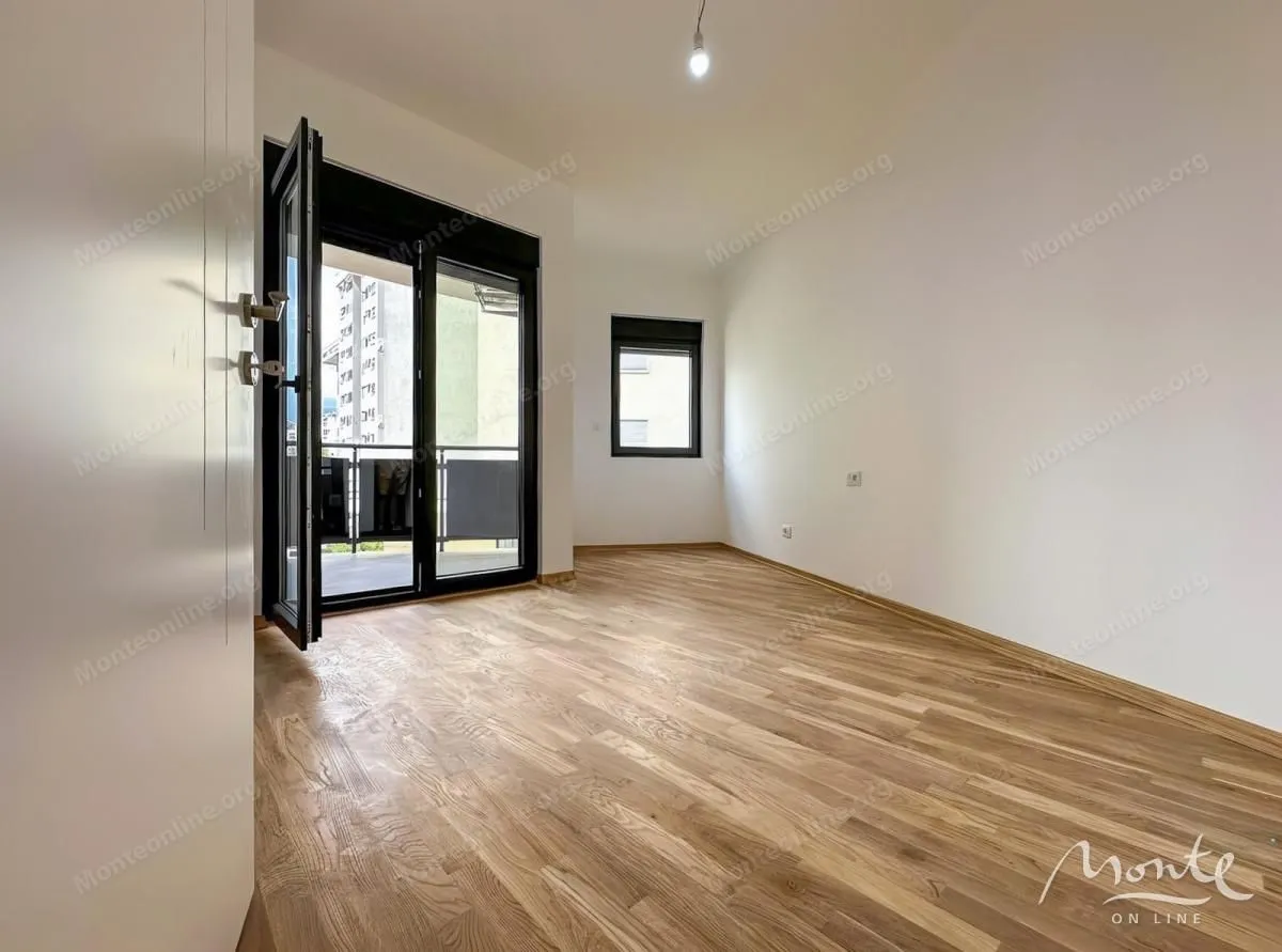 Prodaja, jednosoban stan, 58m², Zagorič, Podgorica