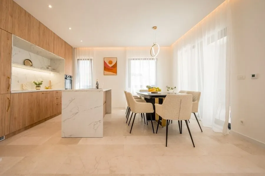 Prodaja, kuća, 250m², Mrčevac, Tivat