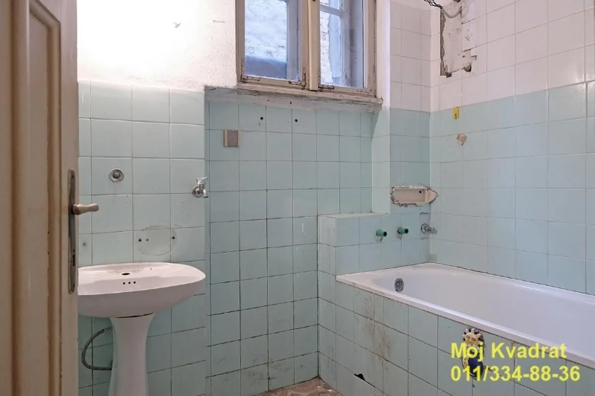 Sale, four bedroom apartment, 91m², Stari Grad, Beograd