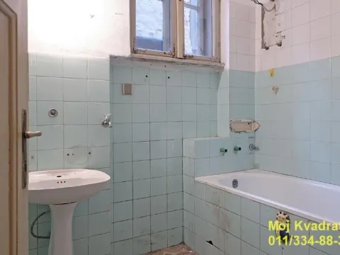 Prodaja, četvorosoban stan, 91m², Stari Grad, Beograd - image 13