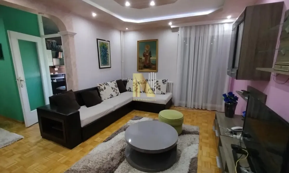 Izdavanje, trosoban stan, 73m², Liman 1, Novi Sad Sve Podlokacije