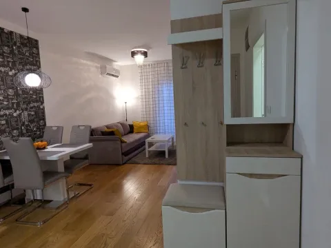 Rent, one bedroom apartment, 40m², Central Point, Podgorica - image 4