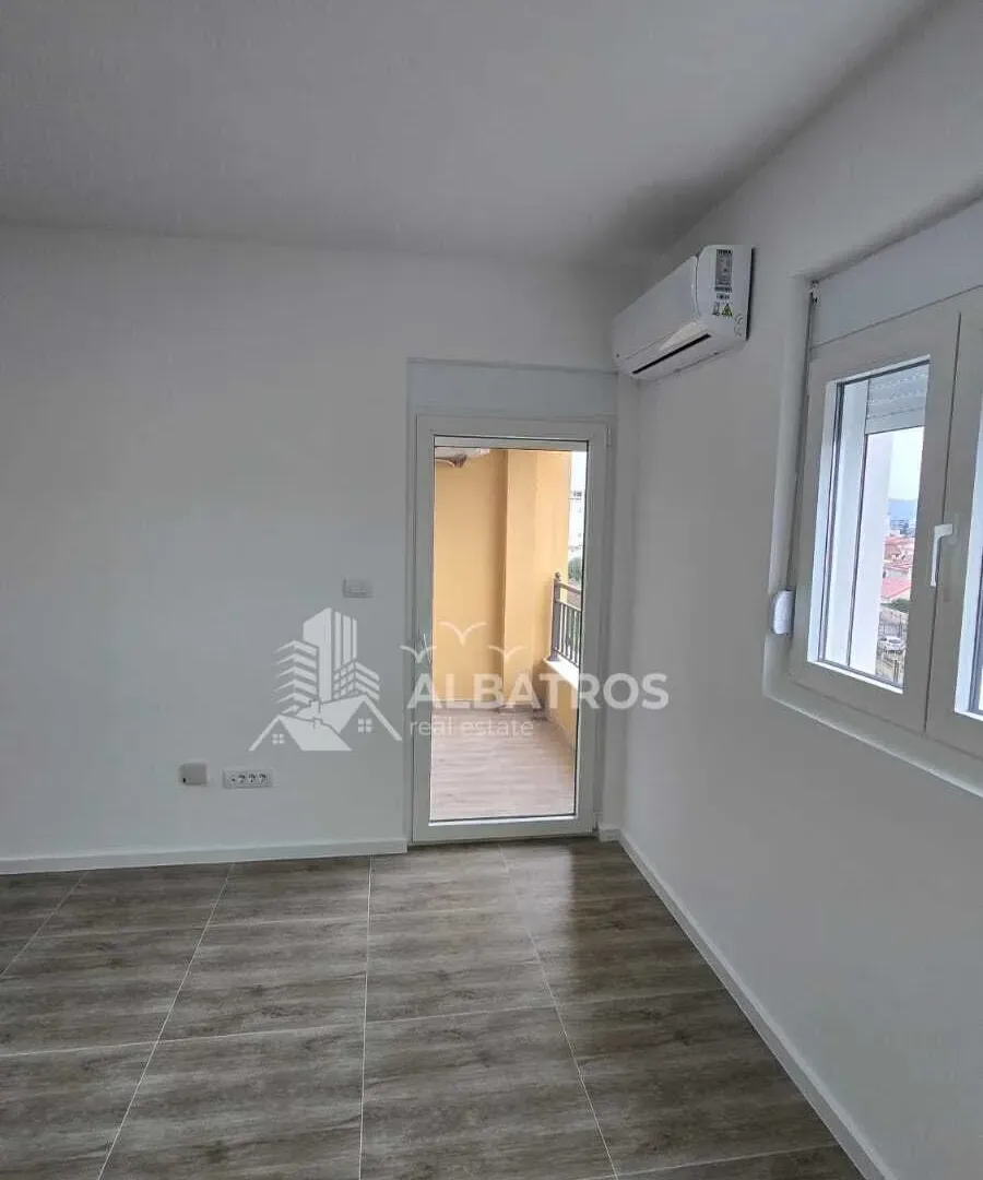 Rent, one bedroom apartment, 48m², Bar, Crna Gora
