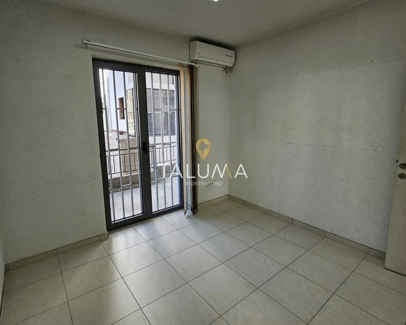 Rent, office space, 190m², City Kvart, Podgorica