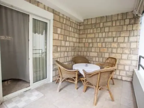 Sale, two bedroom apartment, 68m², Centar, Budva - image 18
