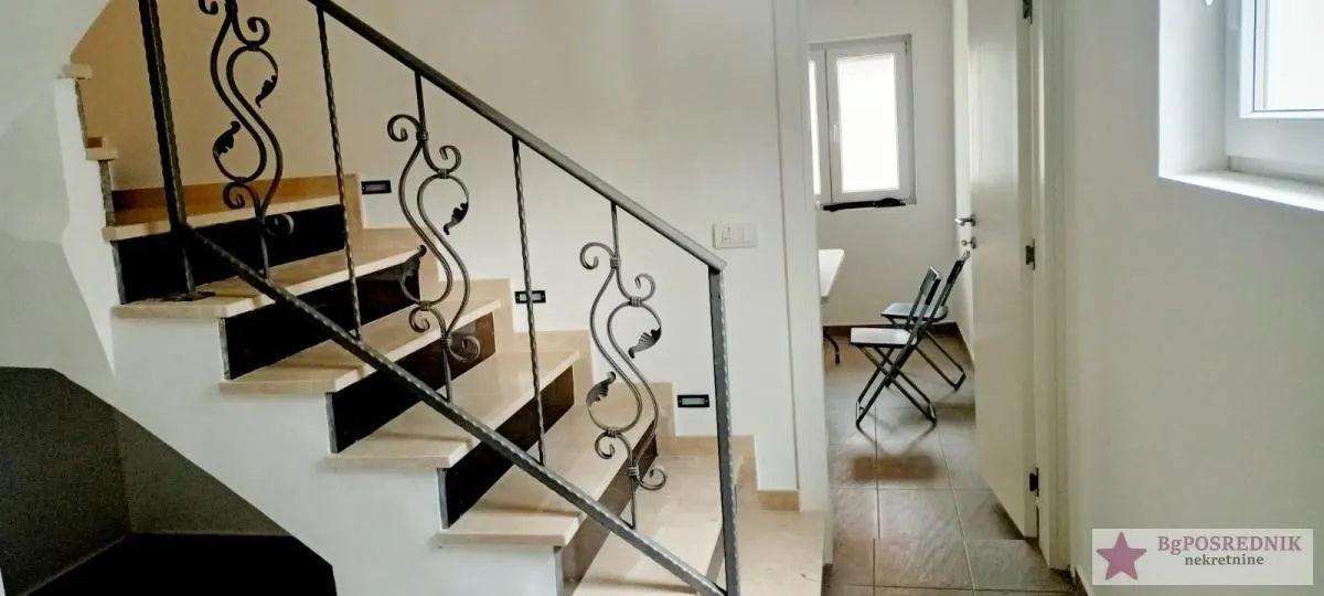 Prodaja, stan, 302m², Miljakovac, Rakovica
