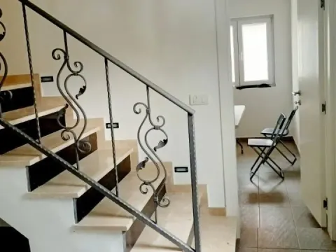 Prodaja, stan, 302m², Miljakovac, Rakovica - image 6