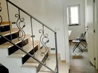 Prodaja, stan, 302m², Miljakovac, Rakovica - image 6