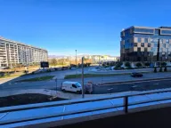 Izdavanje, jednosoban stan, 40m², Central Point, Podgorica - image 1