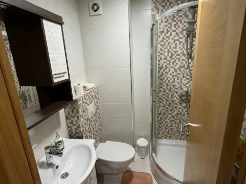 Rent, two bedroom apartment, 70m², City Kvart, Podgorica - image 8