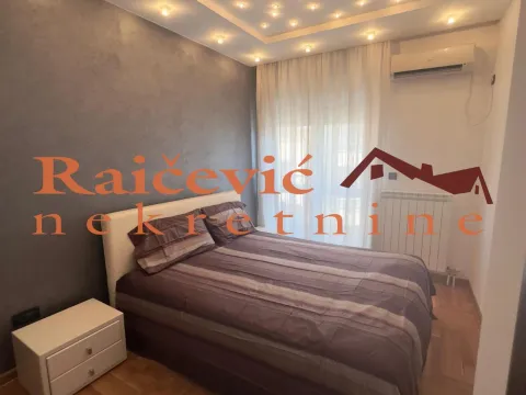 Rent, four bedroom apartment, 97m², Zvezdara Sve Podlokacije, Beograd - image 8