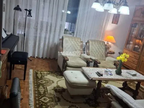 Prodaja, dvosoban stan, 73m², Vračar Sve Podlokacije, Beograd - image 2