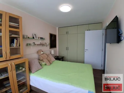 Prodaja, trosoban stan, 76m², Socijalno, Novi Sad Sve Podlokacije - image 8