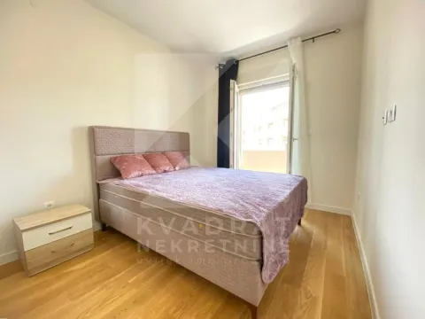 Prodaja, jednosoban stan, 48m², Central Point, Podgorica - image 8