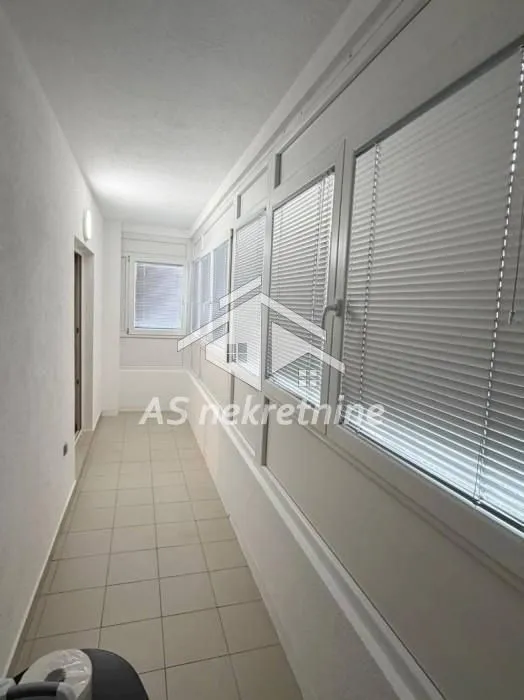 Izdavanje, dvosoban stan, 39m², Autokomanda, Voždovac Sve Podlokacije