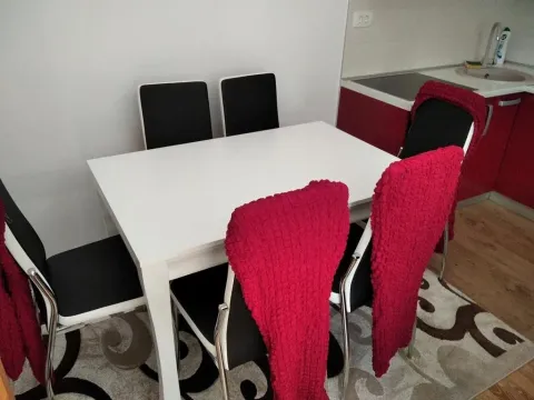 Rent, two bedroom apartment, 70m², Dalmatinska ulica, Podgorica - image 13