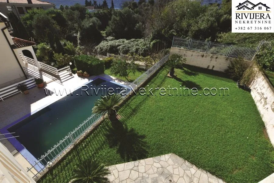 Prodaja, kuća, 350m², Baošići, Herceg Novi