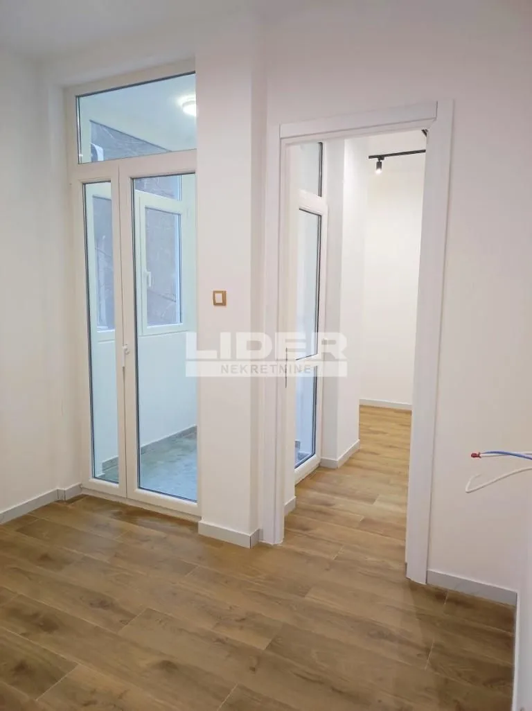 Rent, two bedroom apartment, 36m², Stari Grad, Beograd