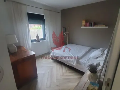 Prodaja, kuća, 234m², Granice, Mladenovac - image 16