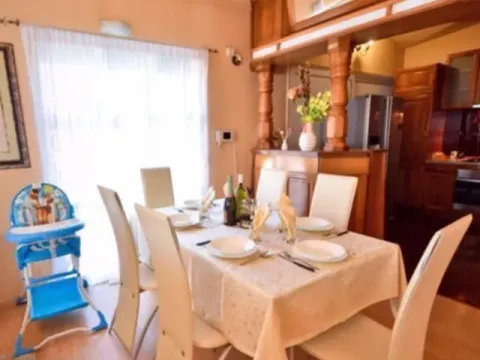 Rent, three bedroom apartment, 200m², Dobre Vode, Bar - image 8