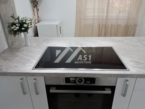 Rent, house, 90m², Blok 8, Petrovaradin - image 2