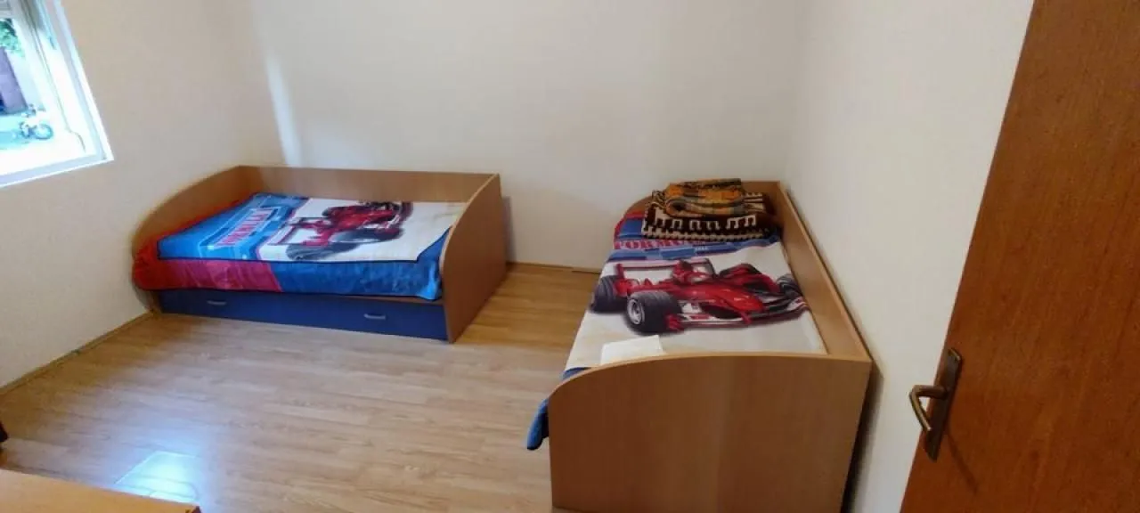 Prodaja, kuća, 326m², Murtovina, Podgorica