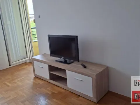 Izdavanje, jednosoban stan, 41m², Grbavica, Novi Sad Sve Podlokacije - image 5