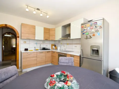 Rent, house, 200m², Gorica C, Podgorica - image 6