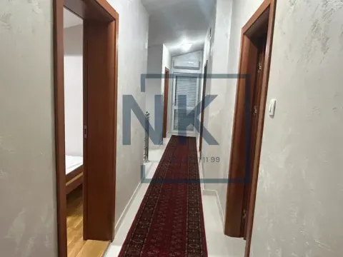 Izdavanje, kuća, 220m², Konik, Podgorica - image 16