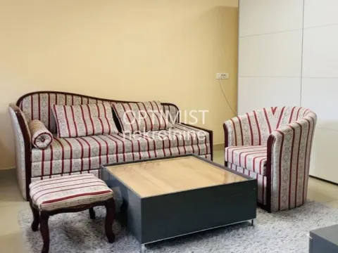 Stan in Zemun Centar