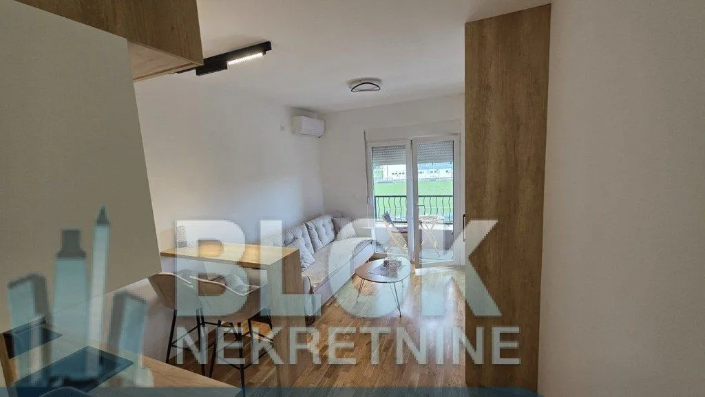 Rent, studio apartment, 30m², Stari Aerodrom, Podgorica