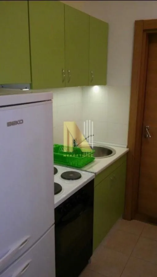 Prodaja, jednosoban stan, 28m², Grbavica, Novi Sad Sve Podlokacije