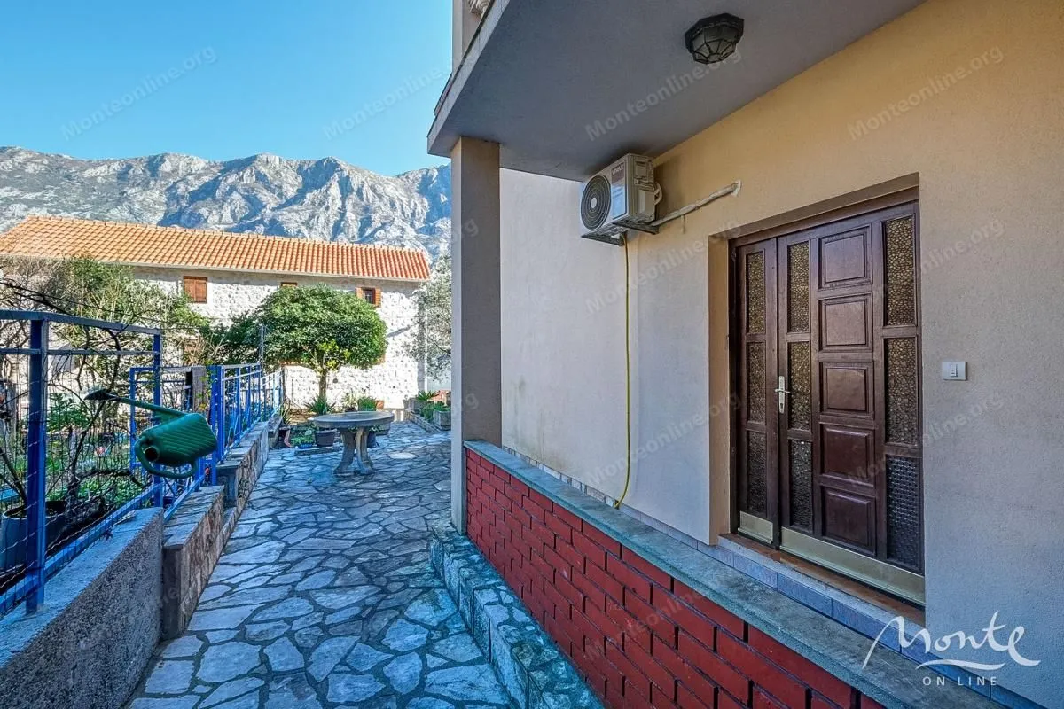 Sale, house, 140m², Muo, Kotor