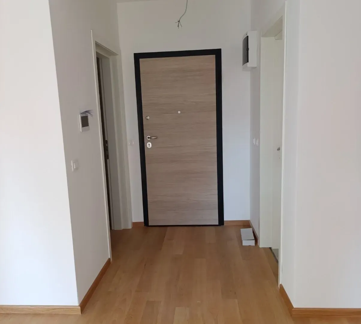 Prodaja, dvosoban stan, 65m², Centar, Budva