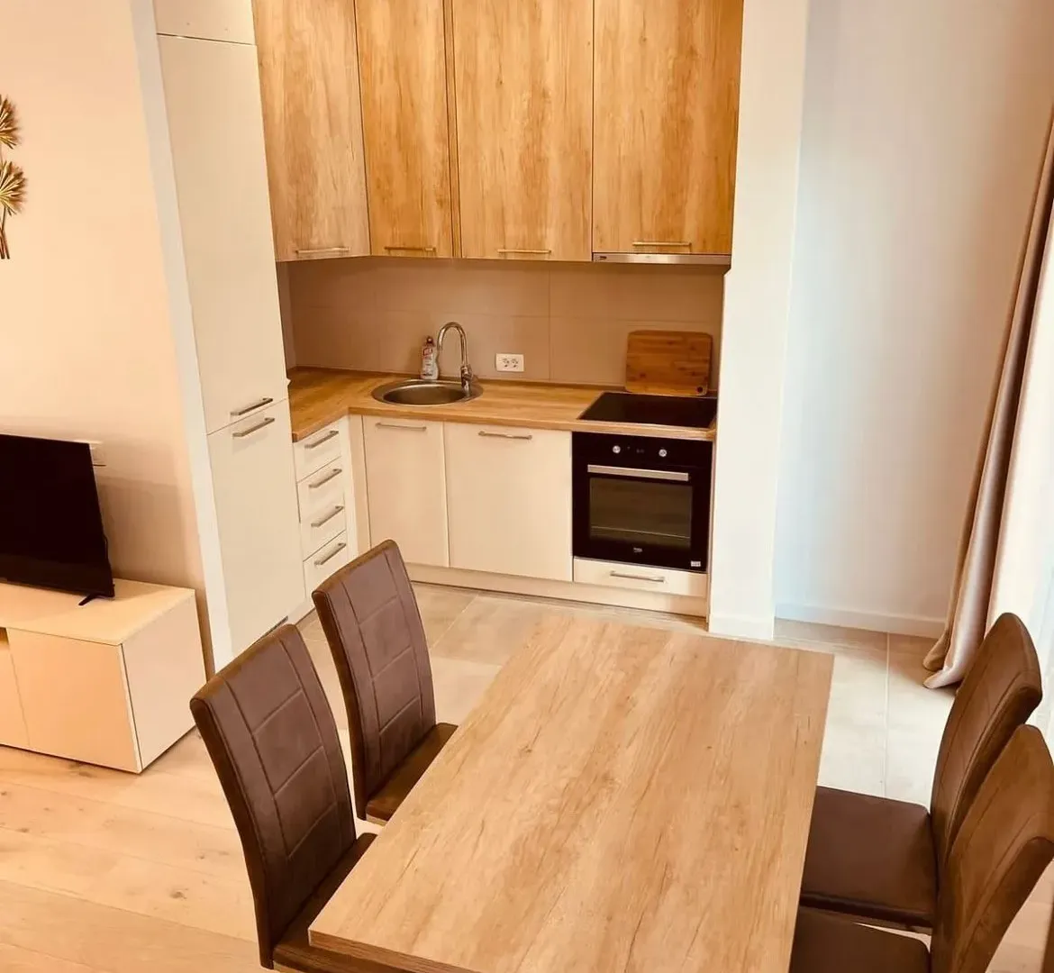 Rent, one bedroom apartment, 47m², Kalimanj, Tivat