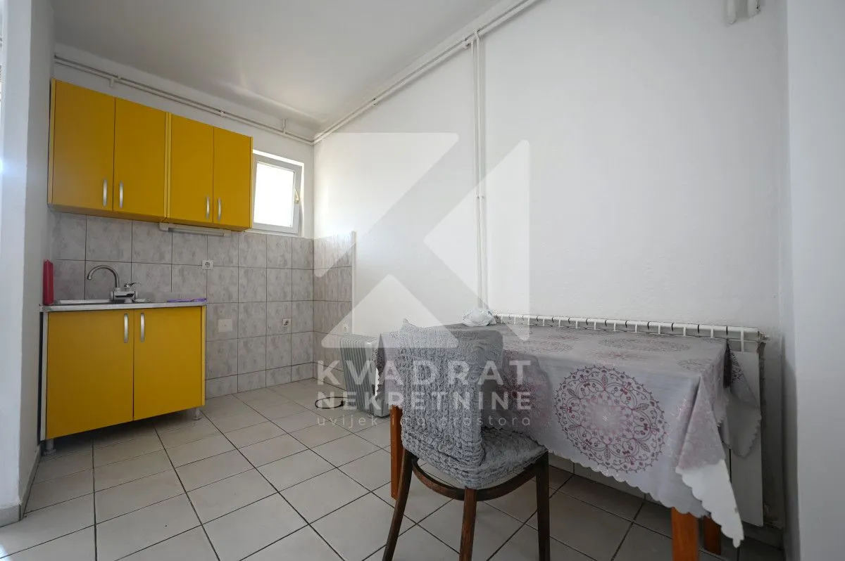 Prodaja, kuća, 101m², Tološka šuma, Podgorica