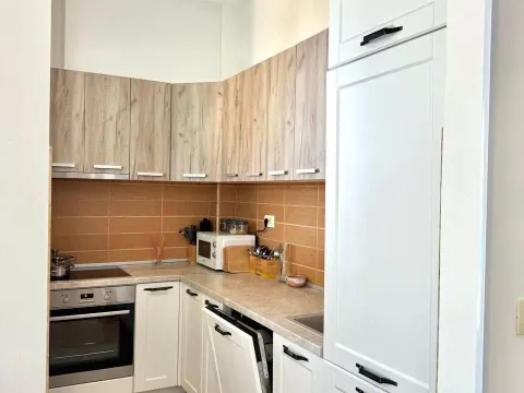 Sale, two bedroom apartment, 72m², Bečići, Budva - image 6