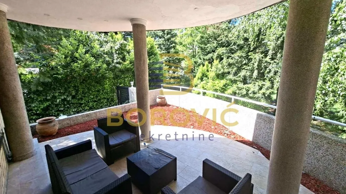 Rent, apartment, 220m², Savski Venac, Beograd