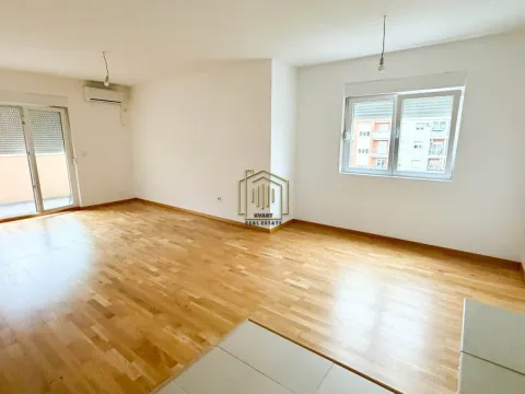 Prodaja, dvosoban stan, 73m², Tuški Put, Podgorica - image 3