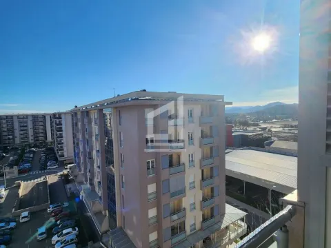 Prodaja, jednosoban stan, 43m², City Kvart, Podgorica - image 10